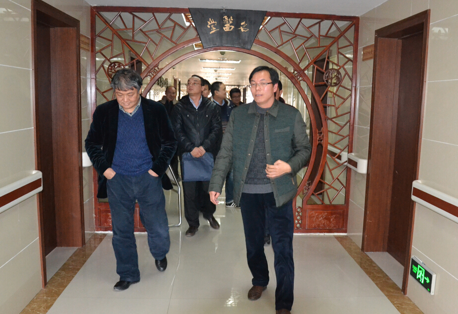 QQ截图20151226145617.jpg