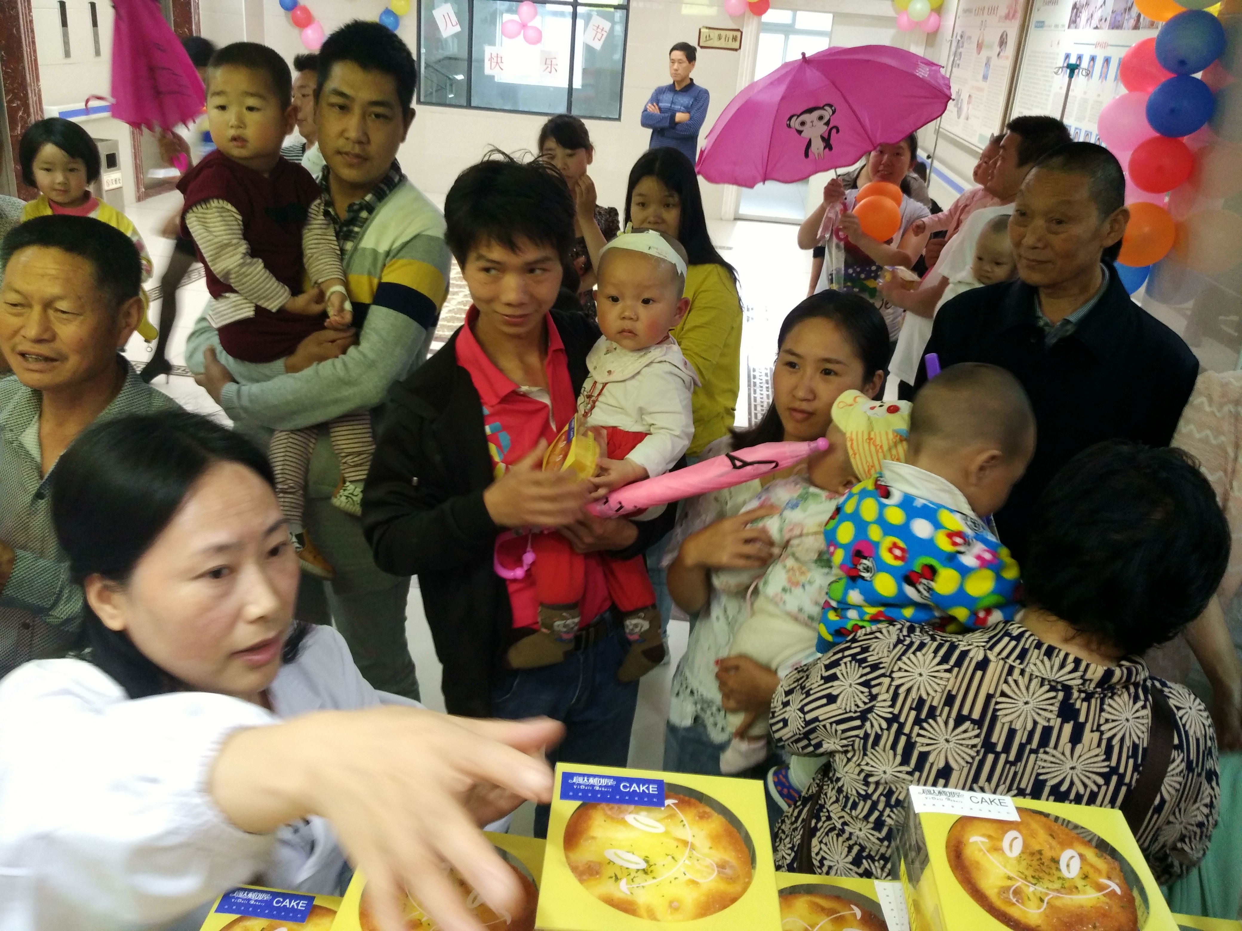 儿科报道2.jpg