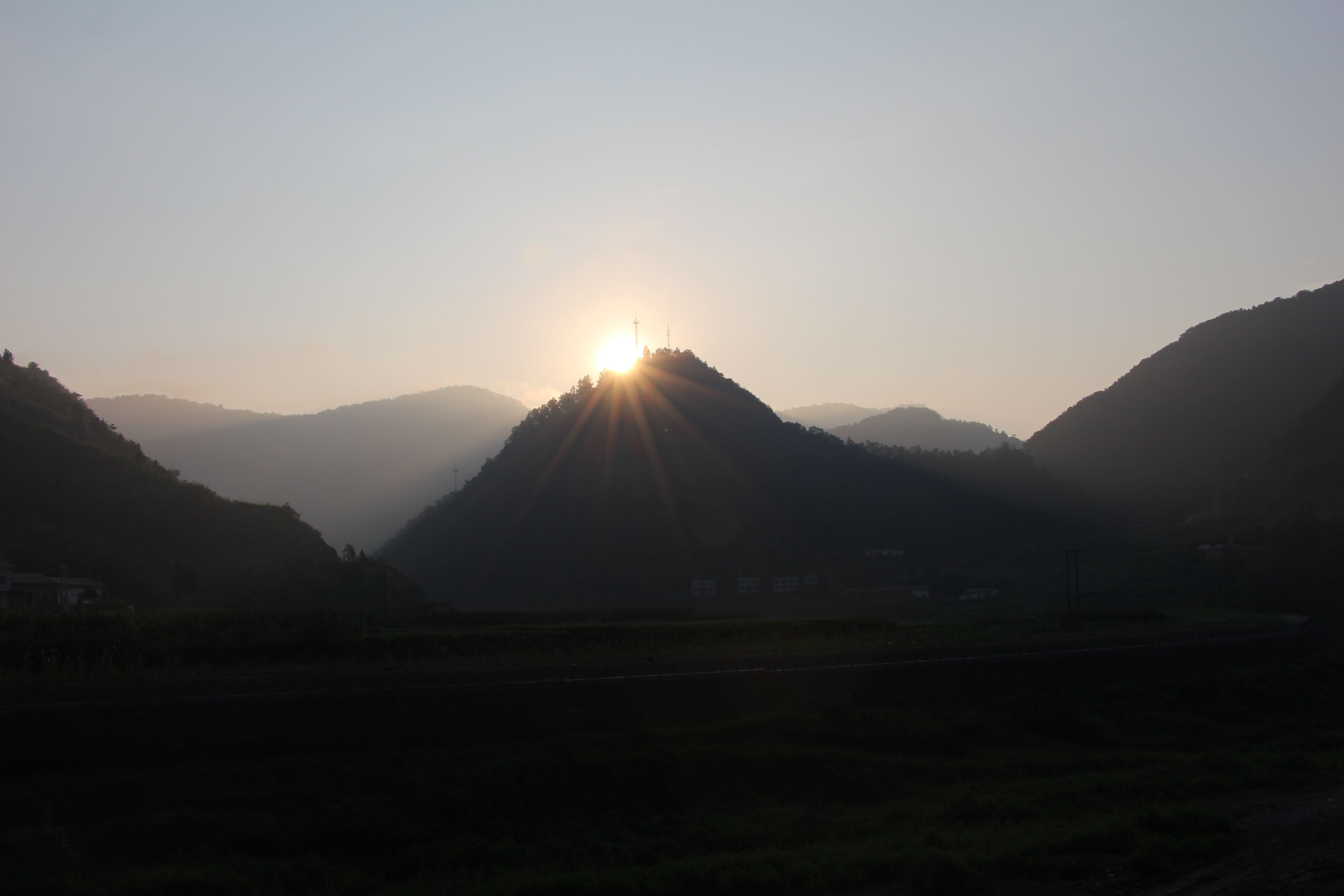 21.夕阳西下。.jpg