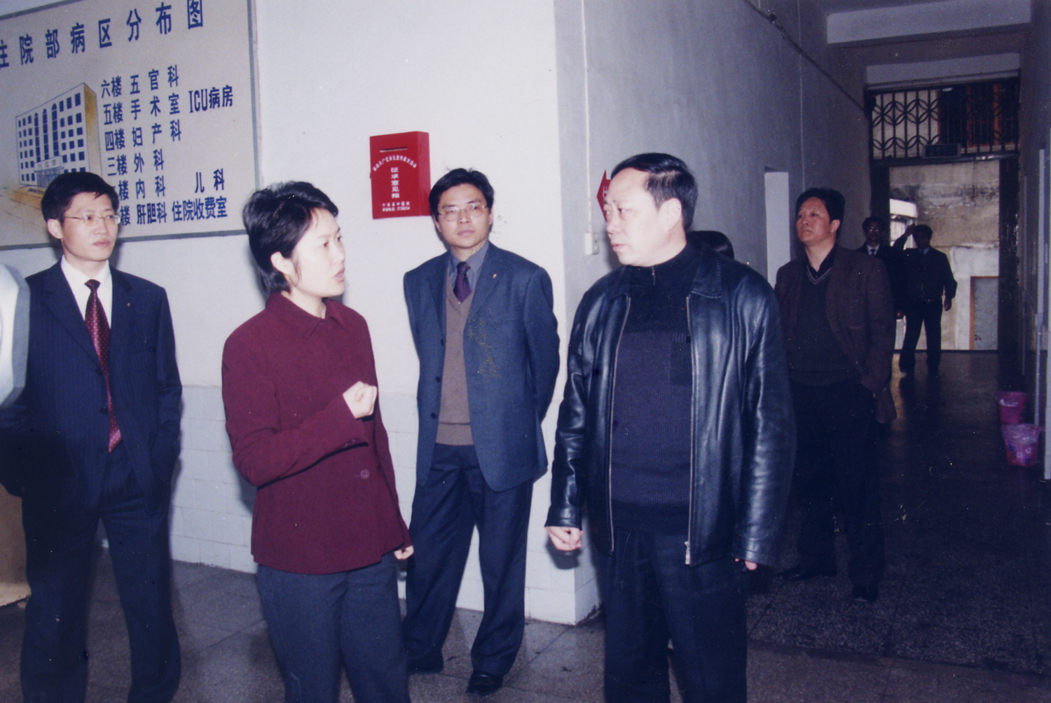 2006年11月，时任十堰市副市长高勤视察.jpg